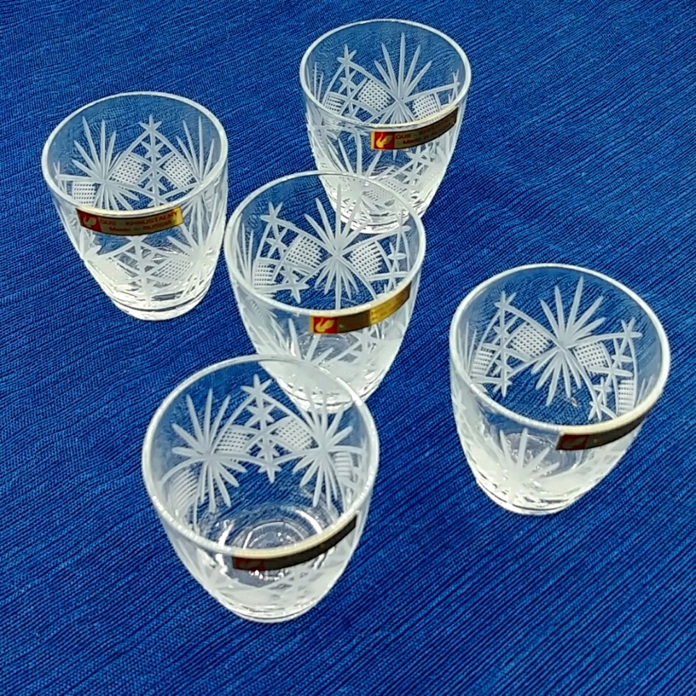 5 Beautiful Russian Crystal Shot Glass. Cut Glass Made In Gus-Khrustalny Russia.